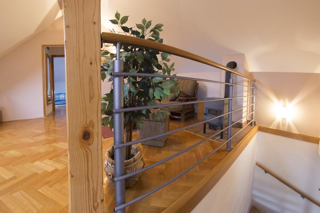 Apartment Oreskovic Otočac Exterior foto
